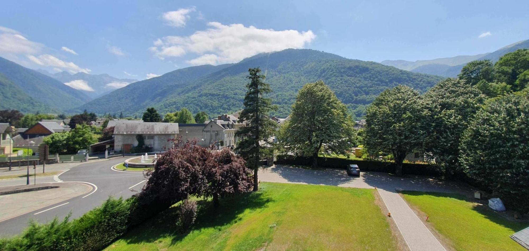 Maison De La Lionne Bagneres-de-Luchon Exterior photo